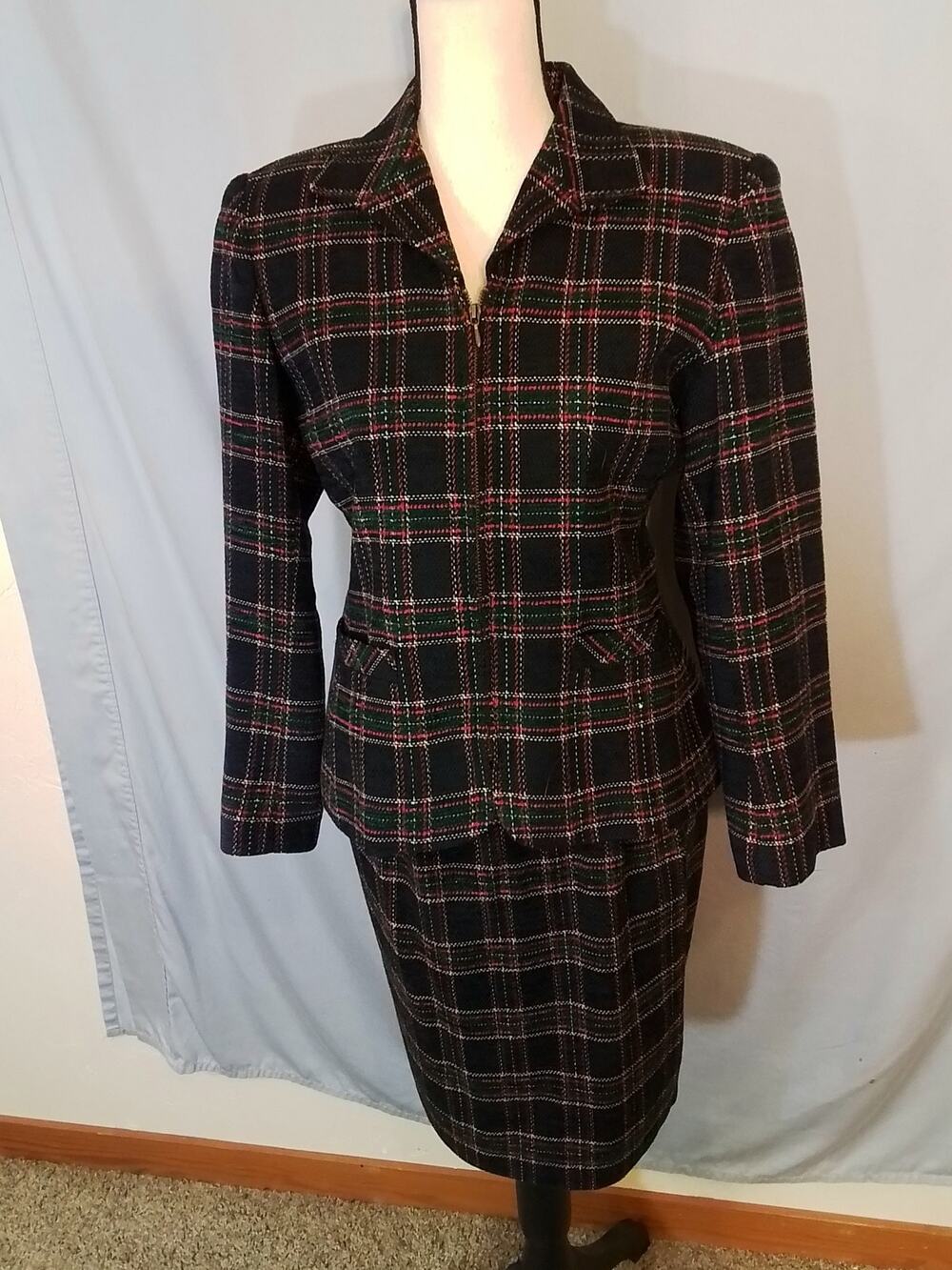 Norton McNaughton. Plaid womens suit. (two pieces)